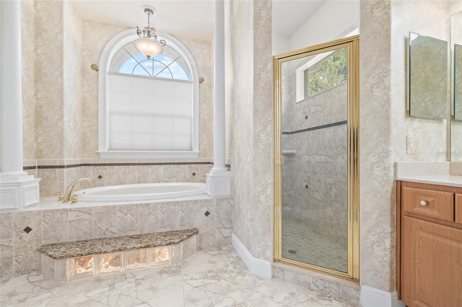 11040 FULTON AVE, WEEKI WACHEE, FL, 34613