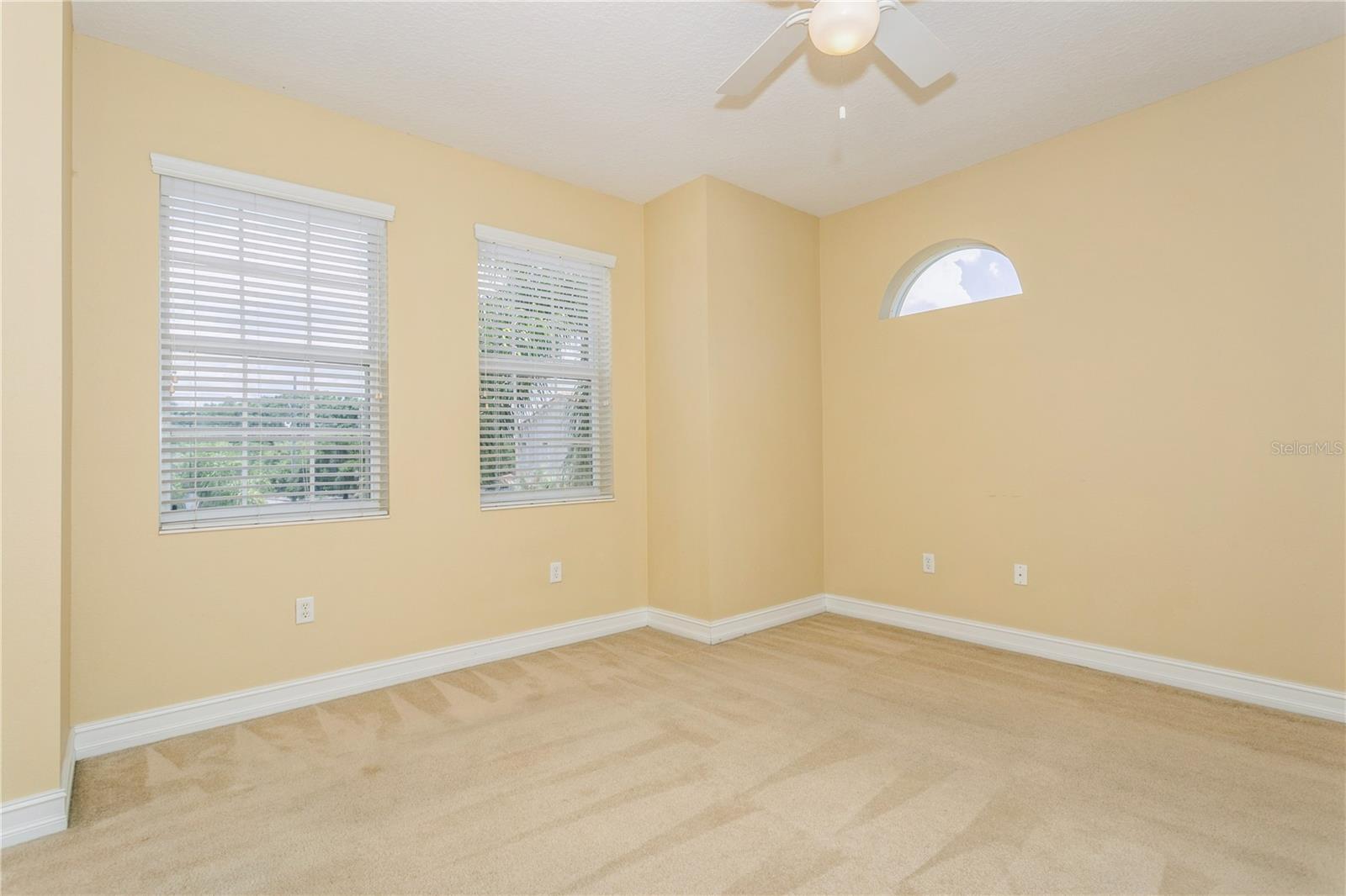 10426 LA MIRAGE CT, TAMPA, FL, 33615