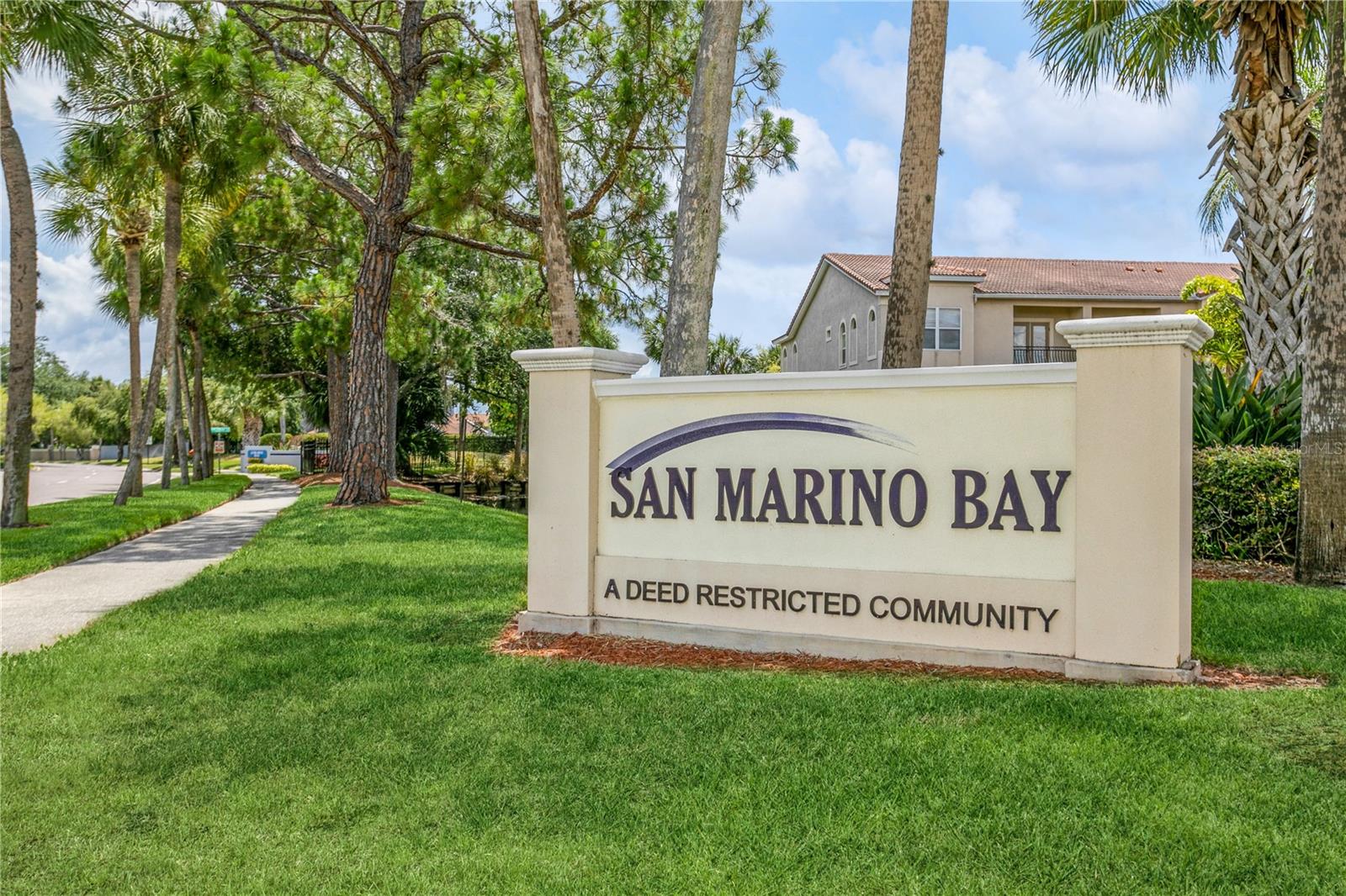 10426 LA MIRAGE CT, TAMPA, FL, 33615