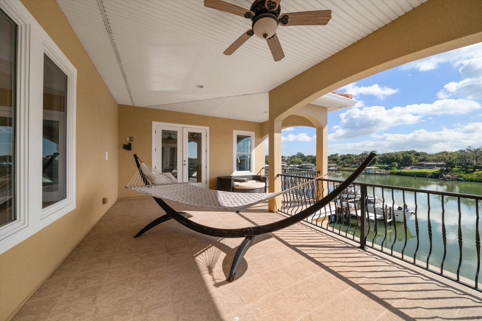 TB8447033 Property Photo