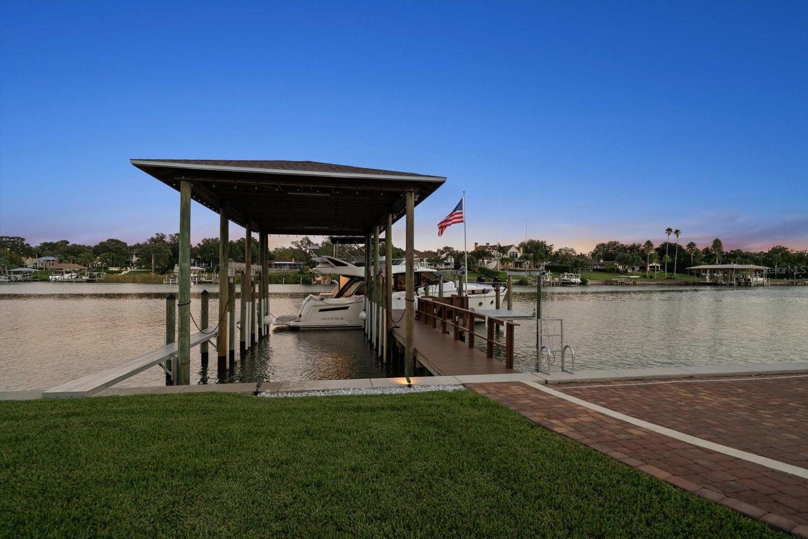 TB8447033 Property Photo