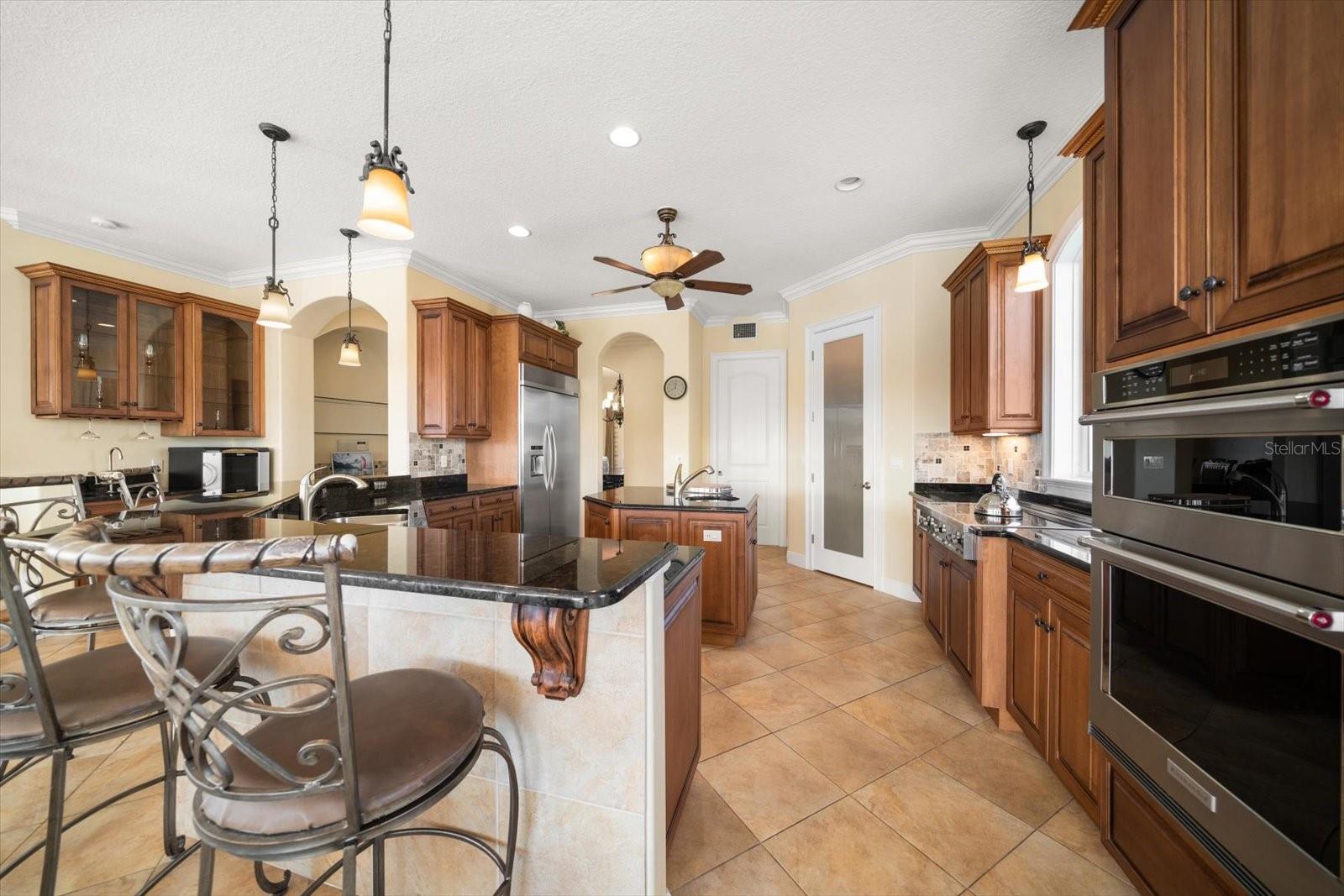 TB8447033 Property Photo