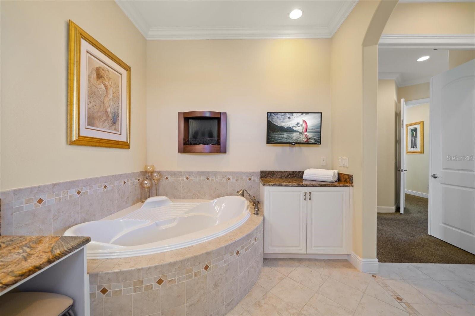 TB8447033 Property Photo