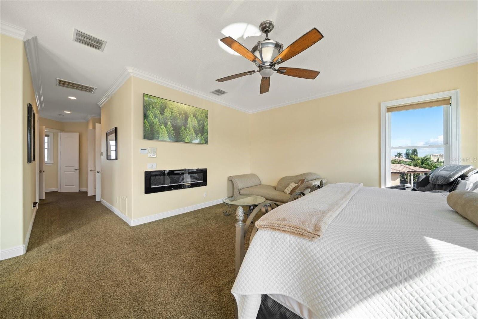 TB8447033 Property Photo