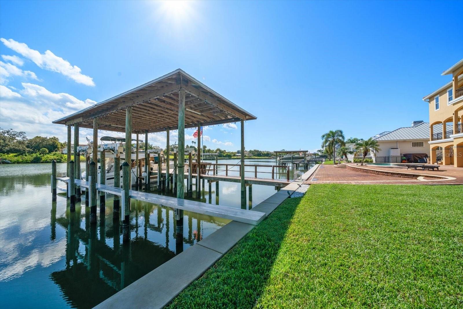 TB8447033 Property Photo