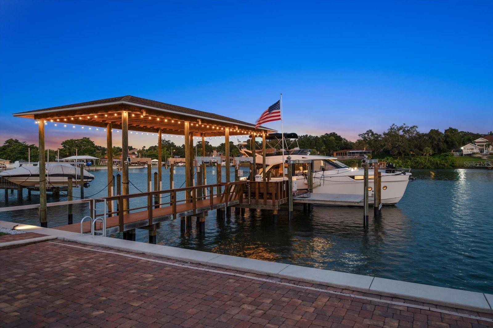 TB8447033 Property Photo