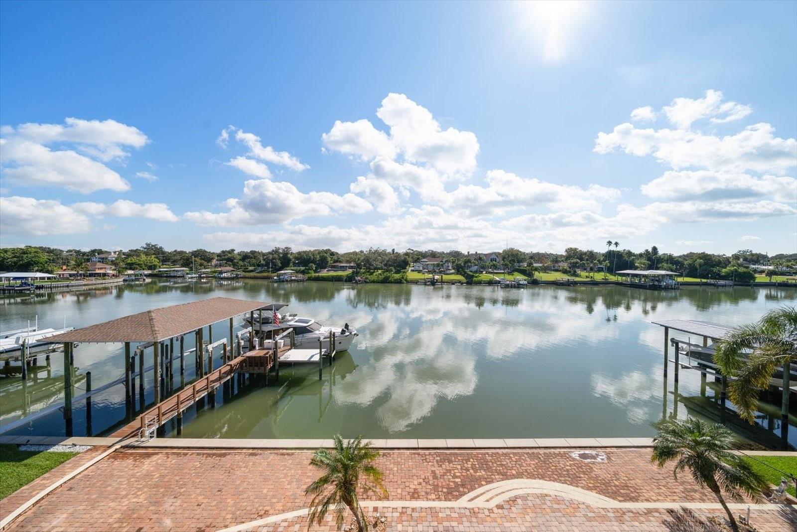 TB8447033 Property Photo