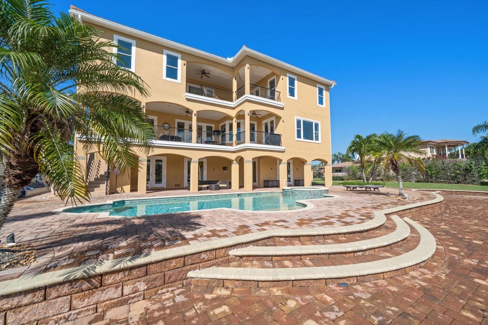 TB8447033 Property Photo