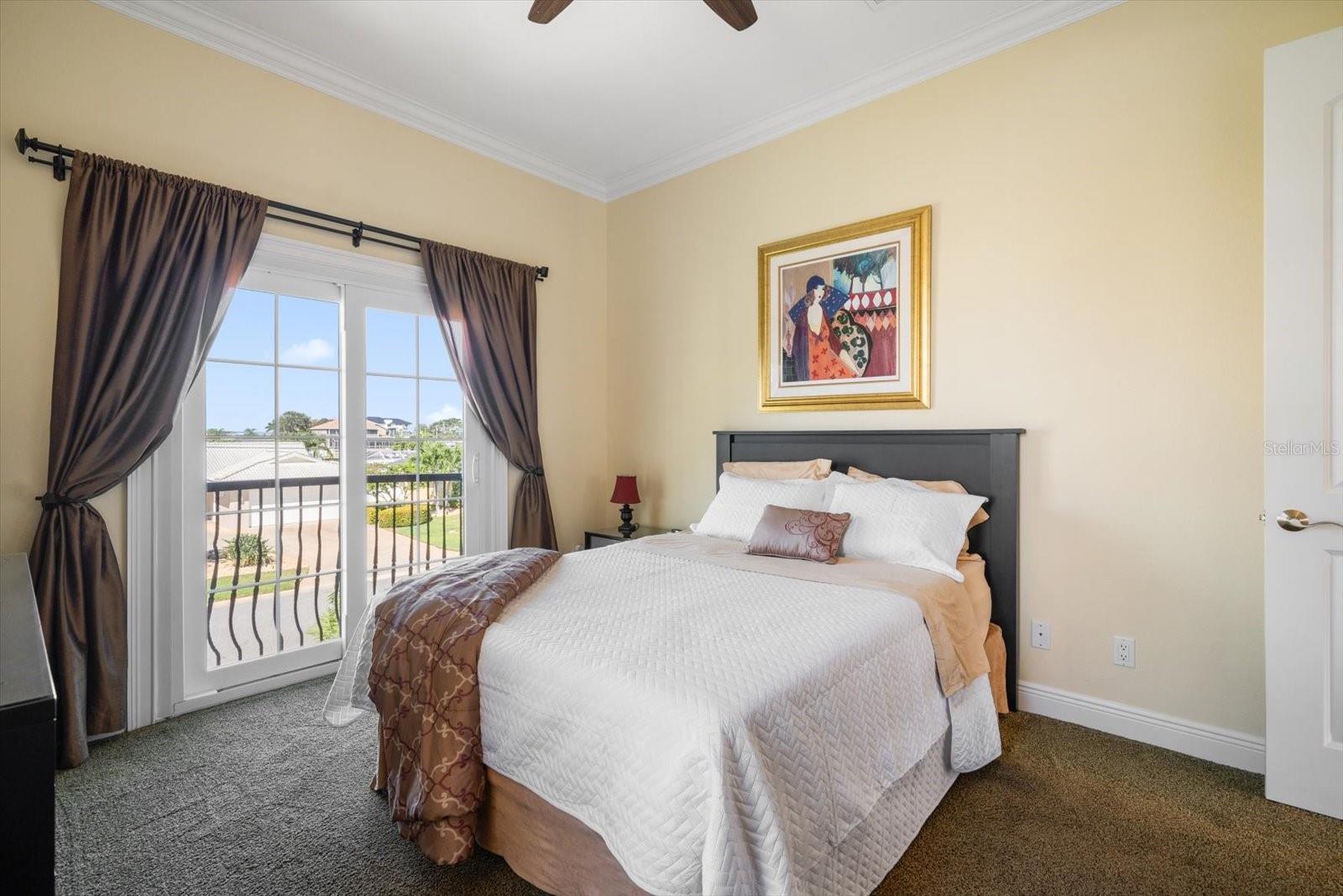 TB8447033 Property Photo