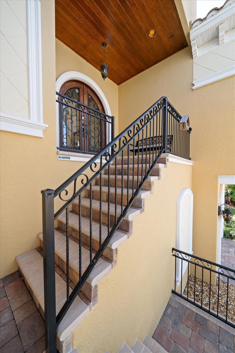 TB8447033 Property Photo