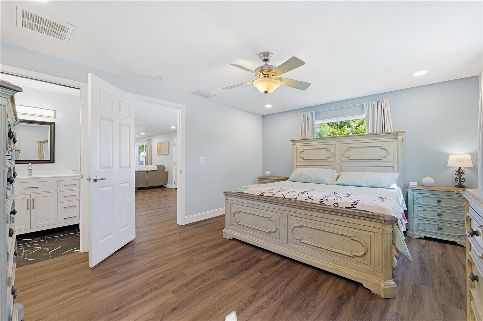 1178 BASS BLVD, DUNEDIN, FL, 34698