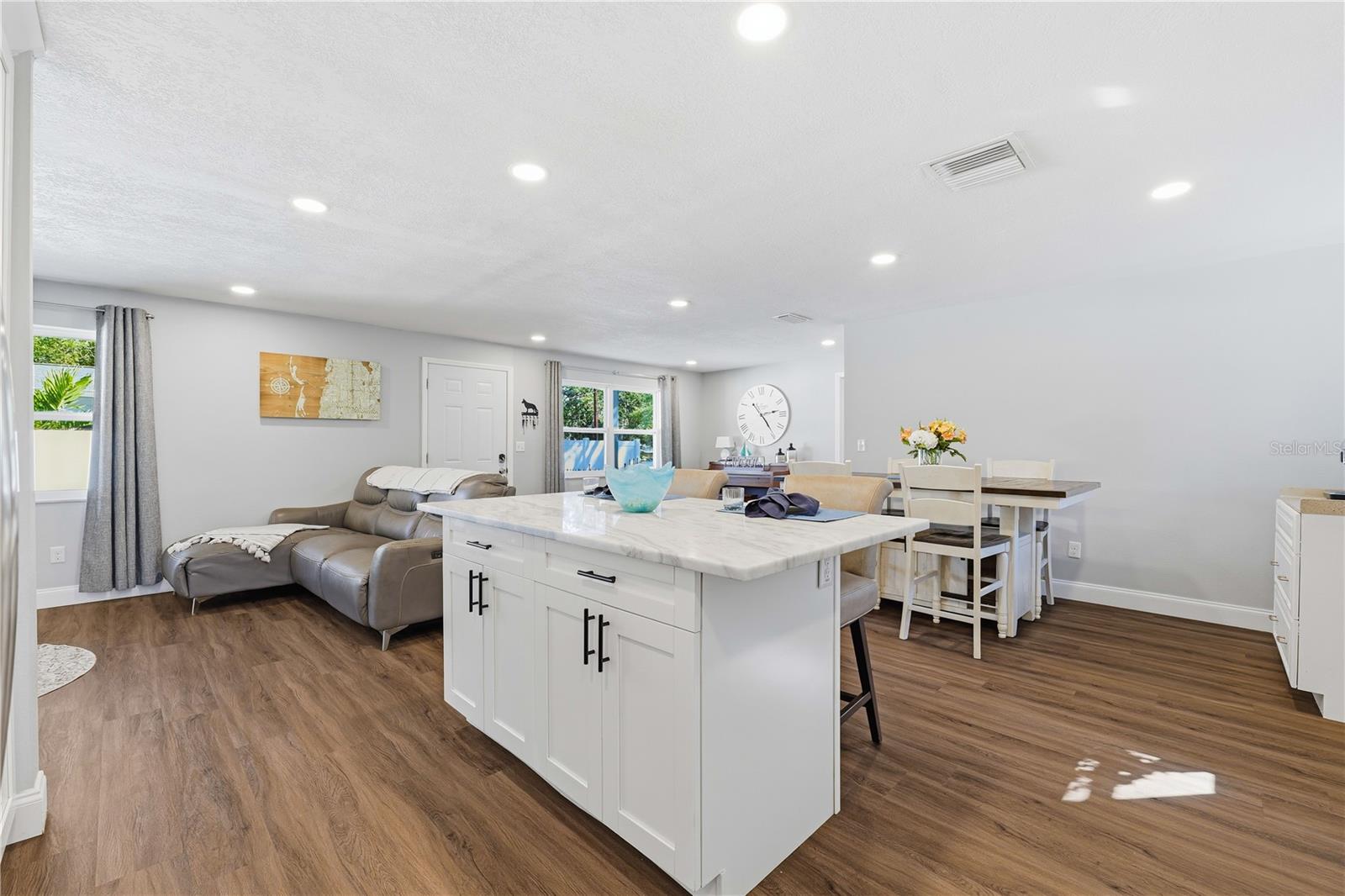 1178 BASS BLVD, DUNEDIN, FL, 34698