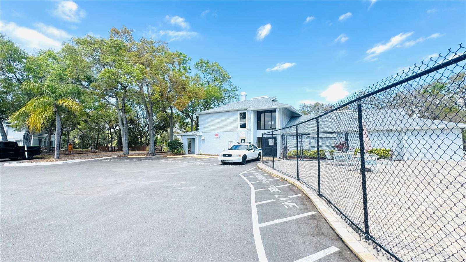 7200 E BANK DR, TAMPA, FL, 33617