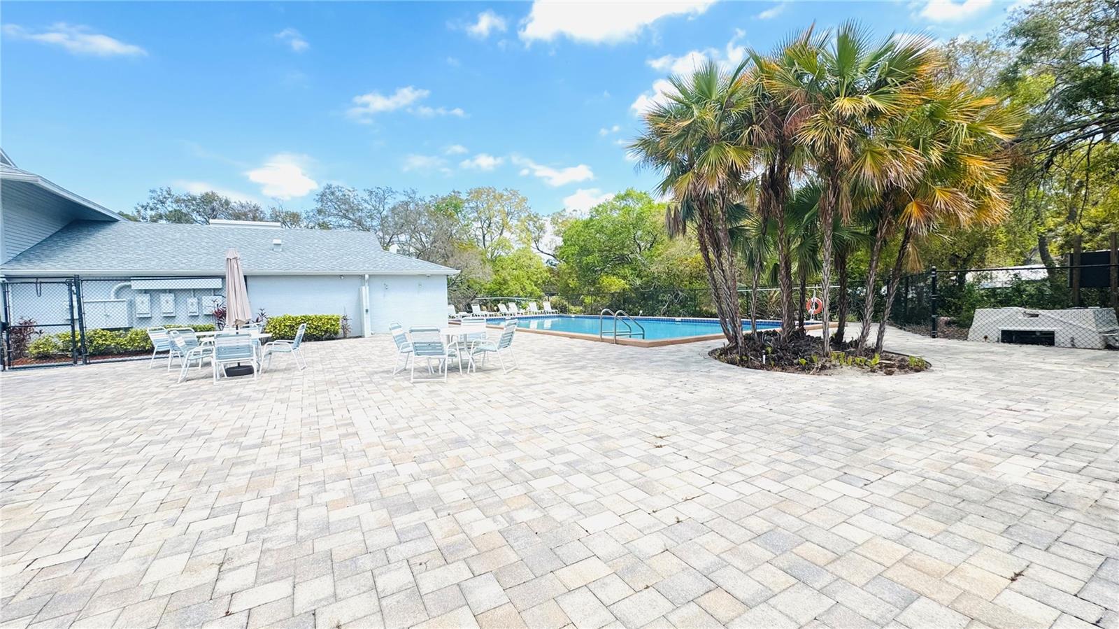 7200 E BANK DR, TAMPA, FL, 33617