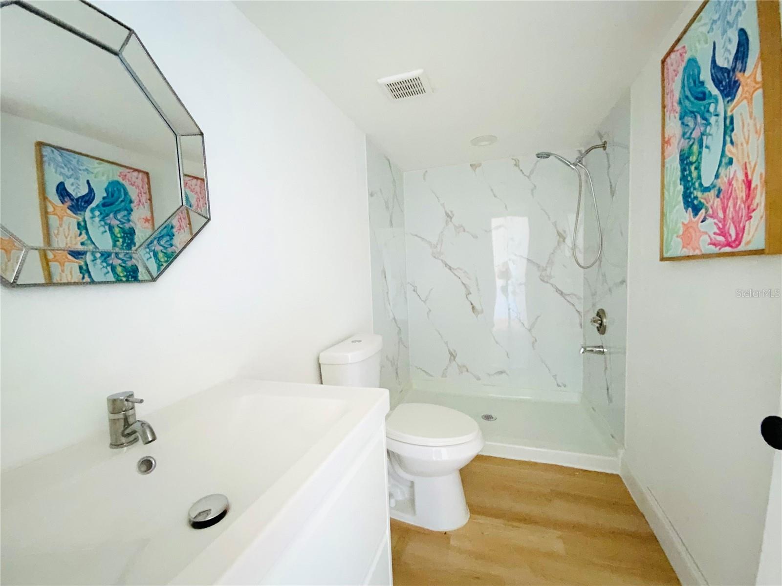 7200 E BANK DR, TAMPA, FL, 33617