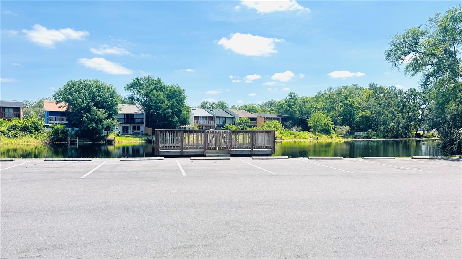 7200 E BANK DR, TAMPA, FL, 33617