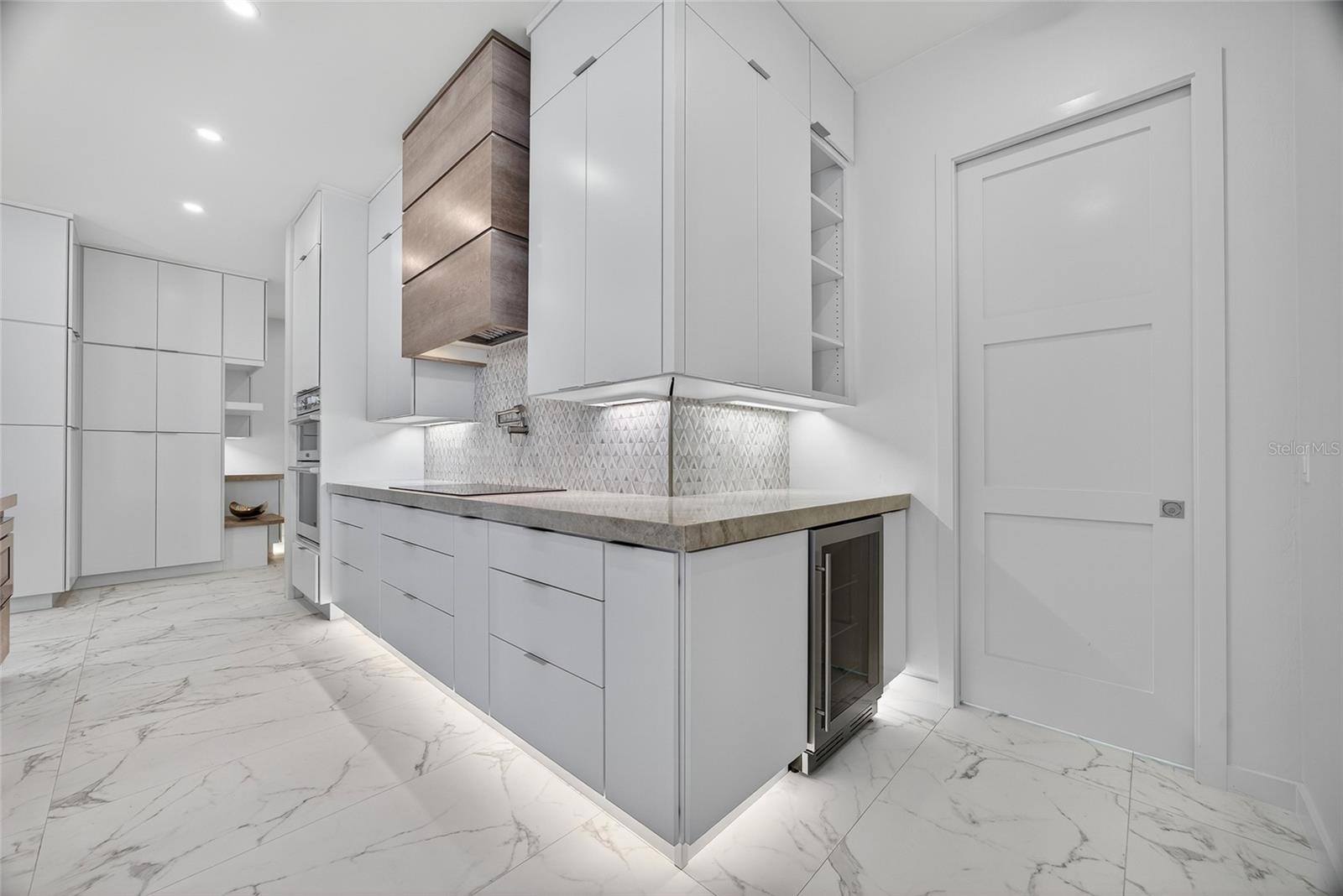 245 LIDO DR, PUNTA GORDA, FL, 33950