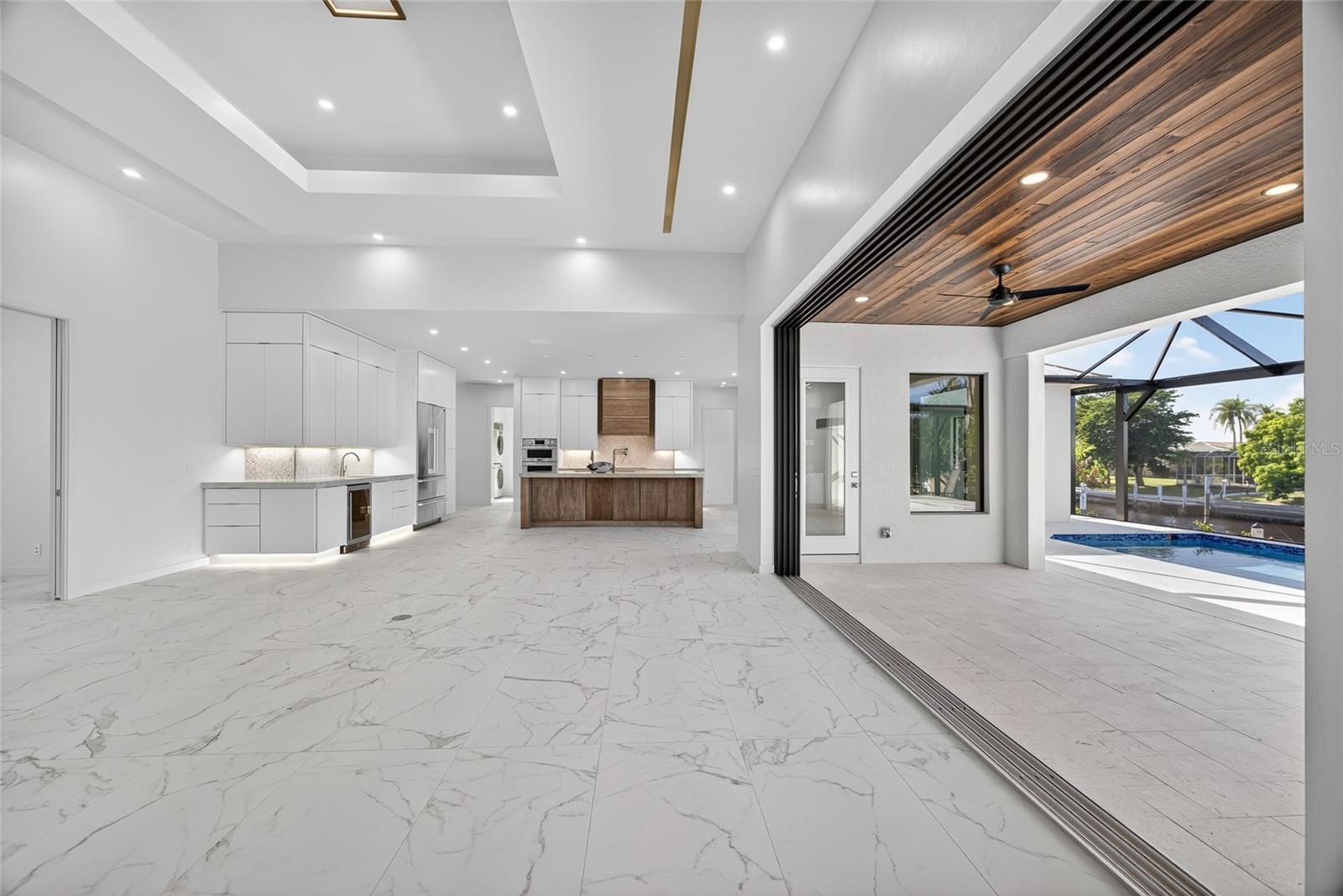 245 LIDO DR, PUNTA GORDA, FL, 33950