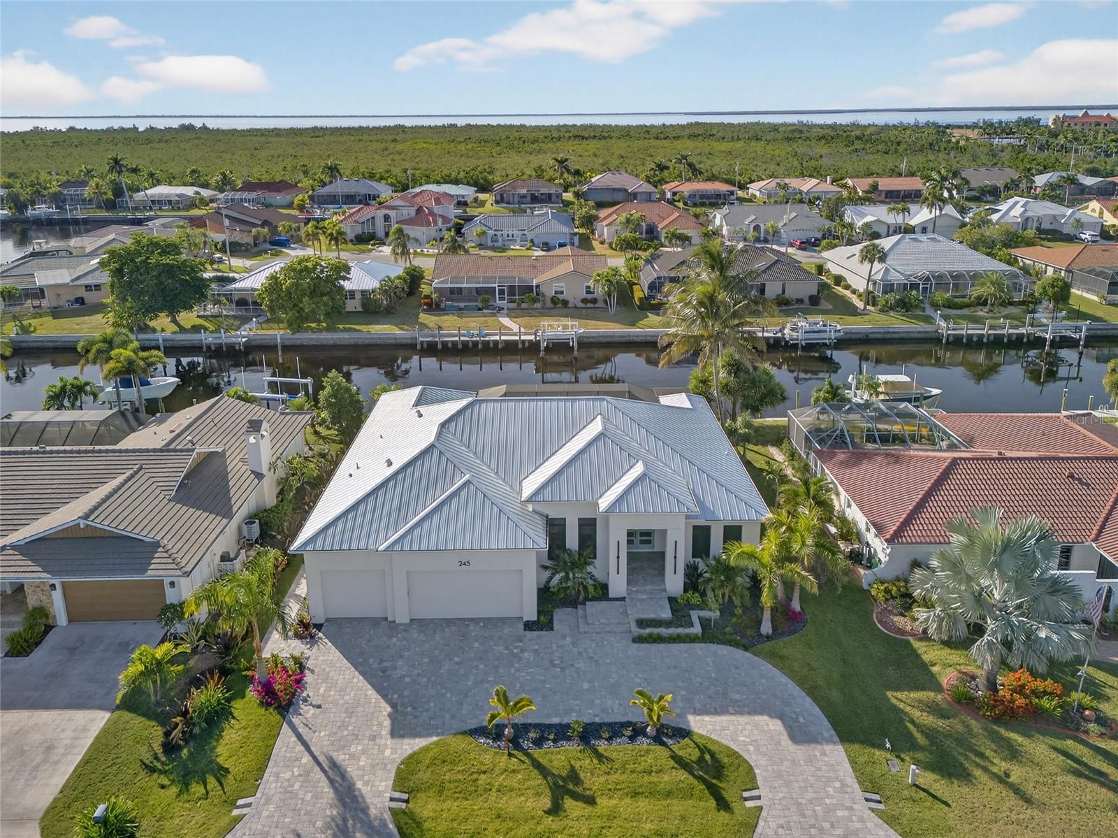 245 LIDO DR, PUNTA GORDA, FL, 33950