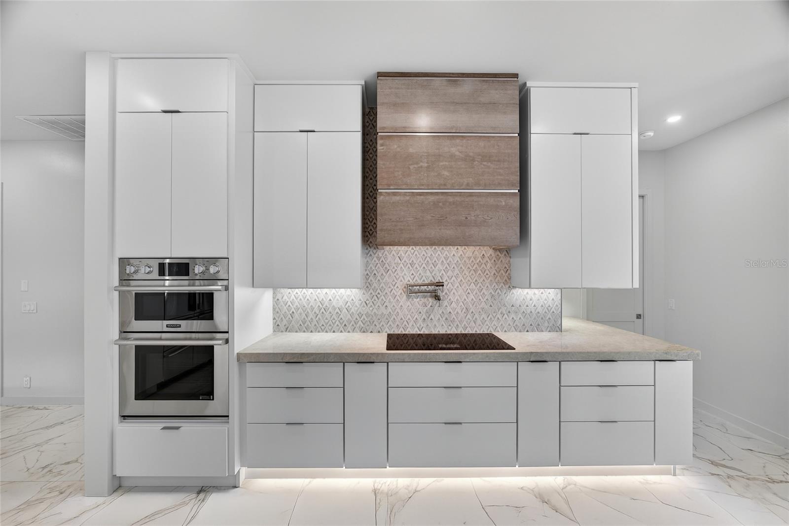 245 LIDO DR, PUNTA GORDA, FL, 33950