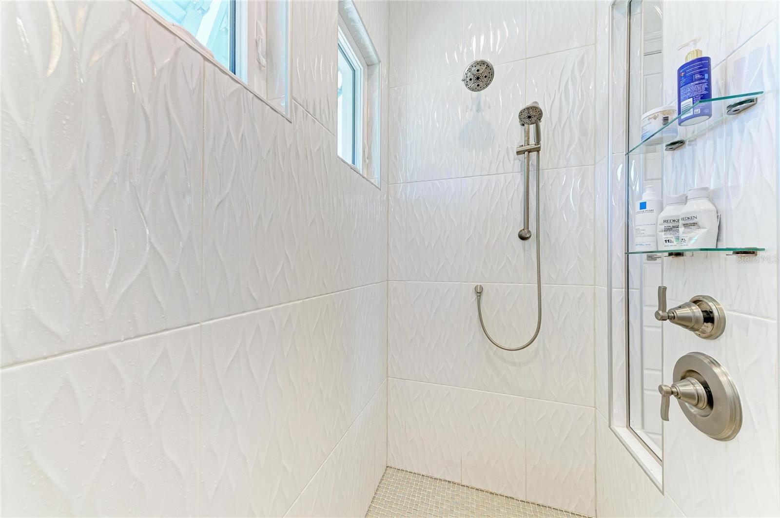 2410 W MARION AVE, PUNTA GORDA, FL, 33950