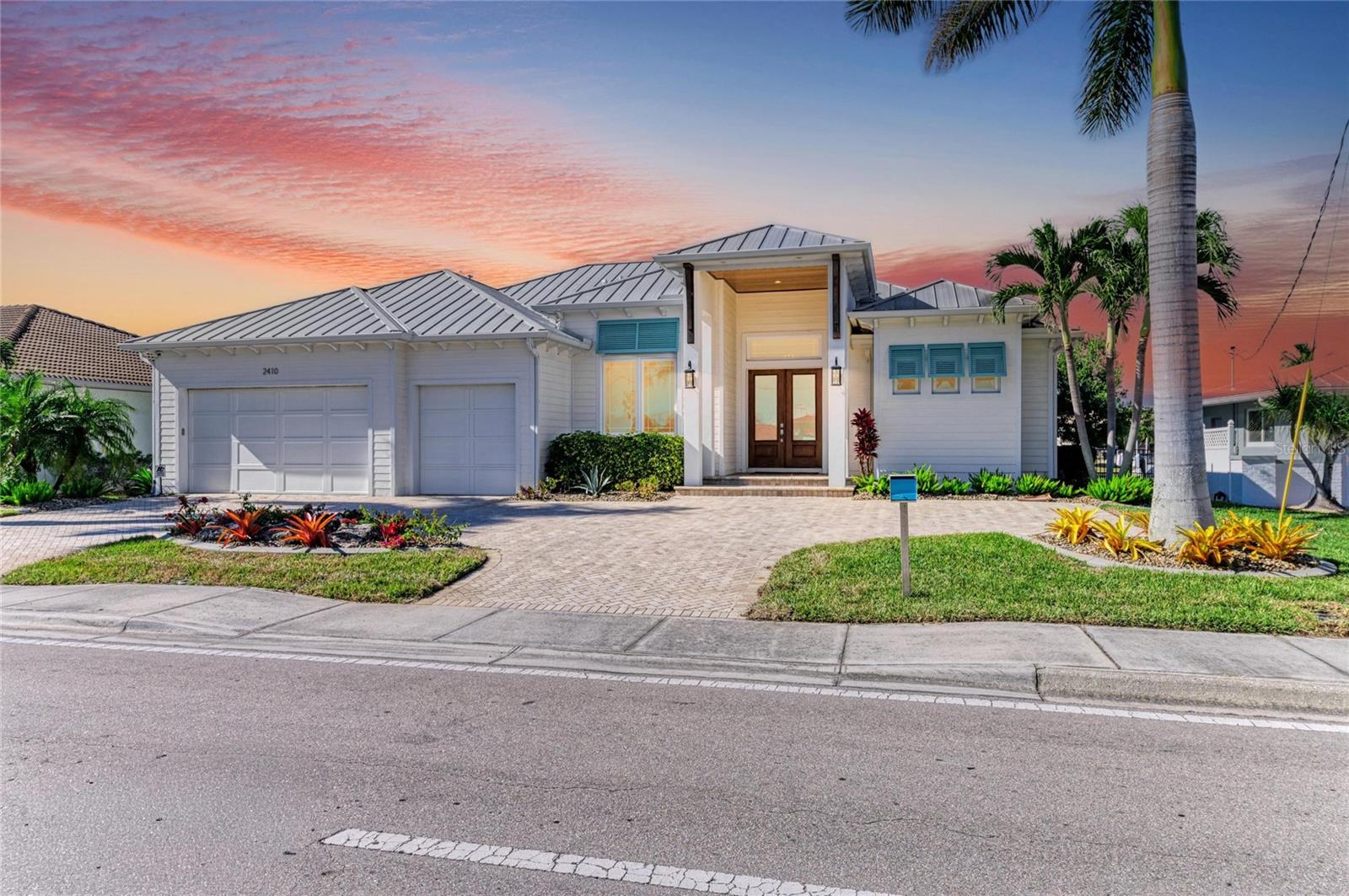 2410 W MARION AVE, PUNTA GORDA, FL, 33950