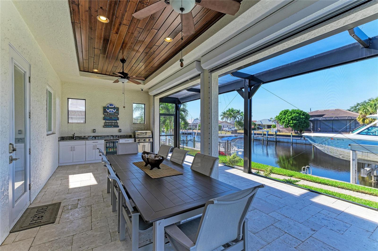 2410 W MARION AVE, PUNTA GORDA, FL, 33950