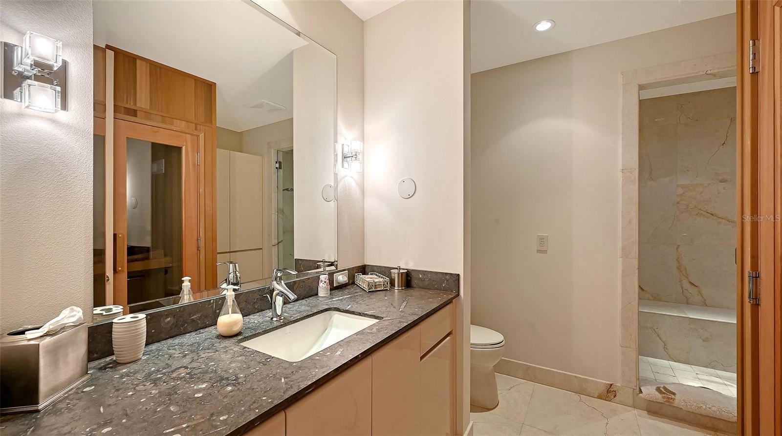 A4671696 Property Photo