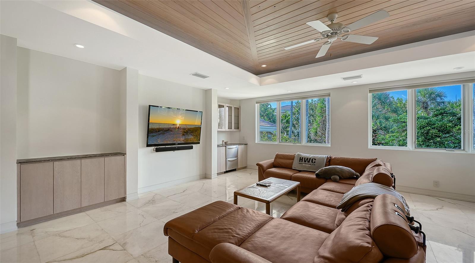 A4671696 Property Photo