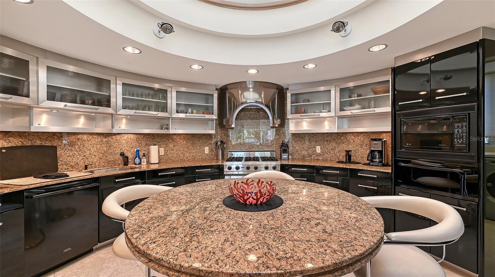 A4671696 Property Photo