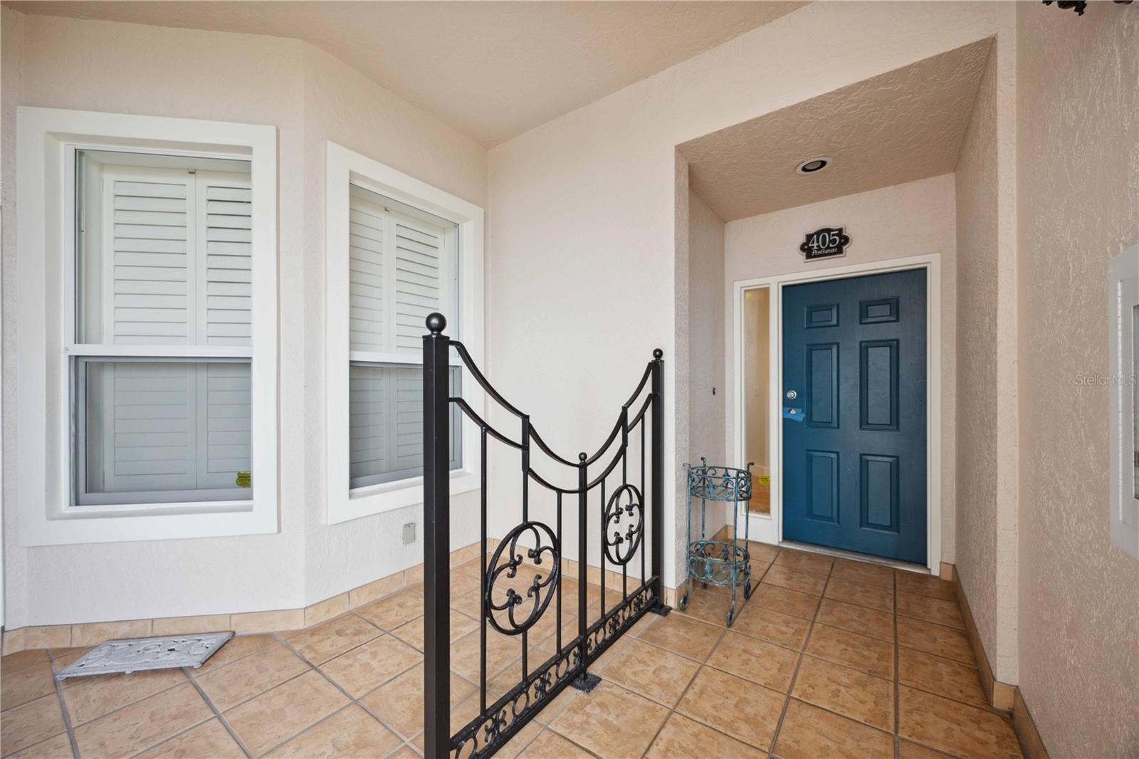 5450 EAGLES POINT CIR #405, SARASOTA, FL, 34231