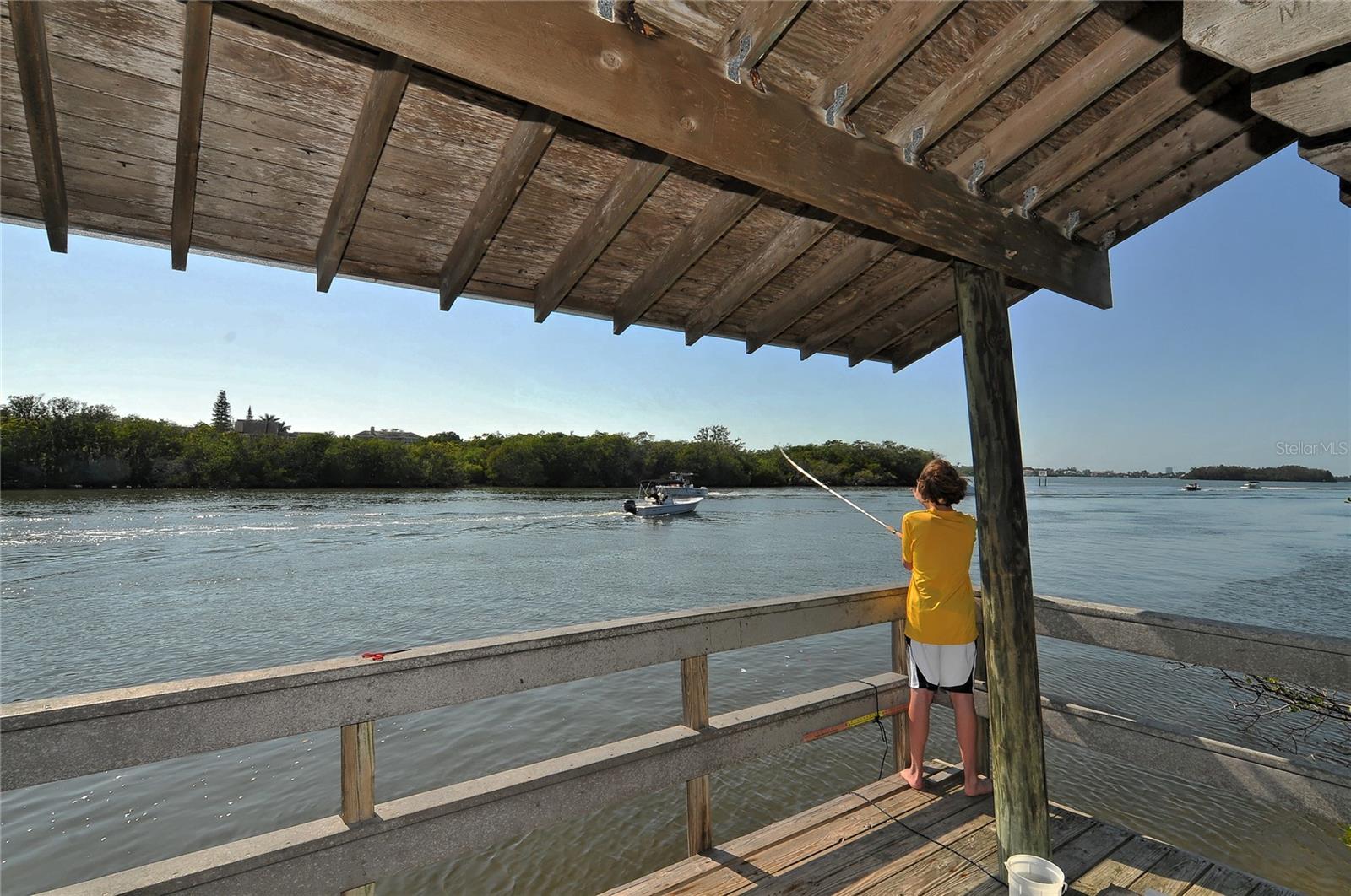 5450 EAGLES POINT CIR #405, SARASOTA, FL, 34231