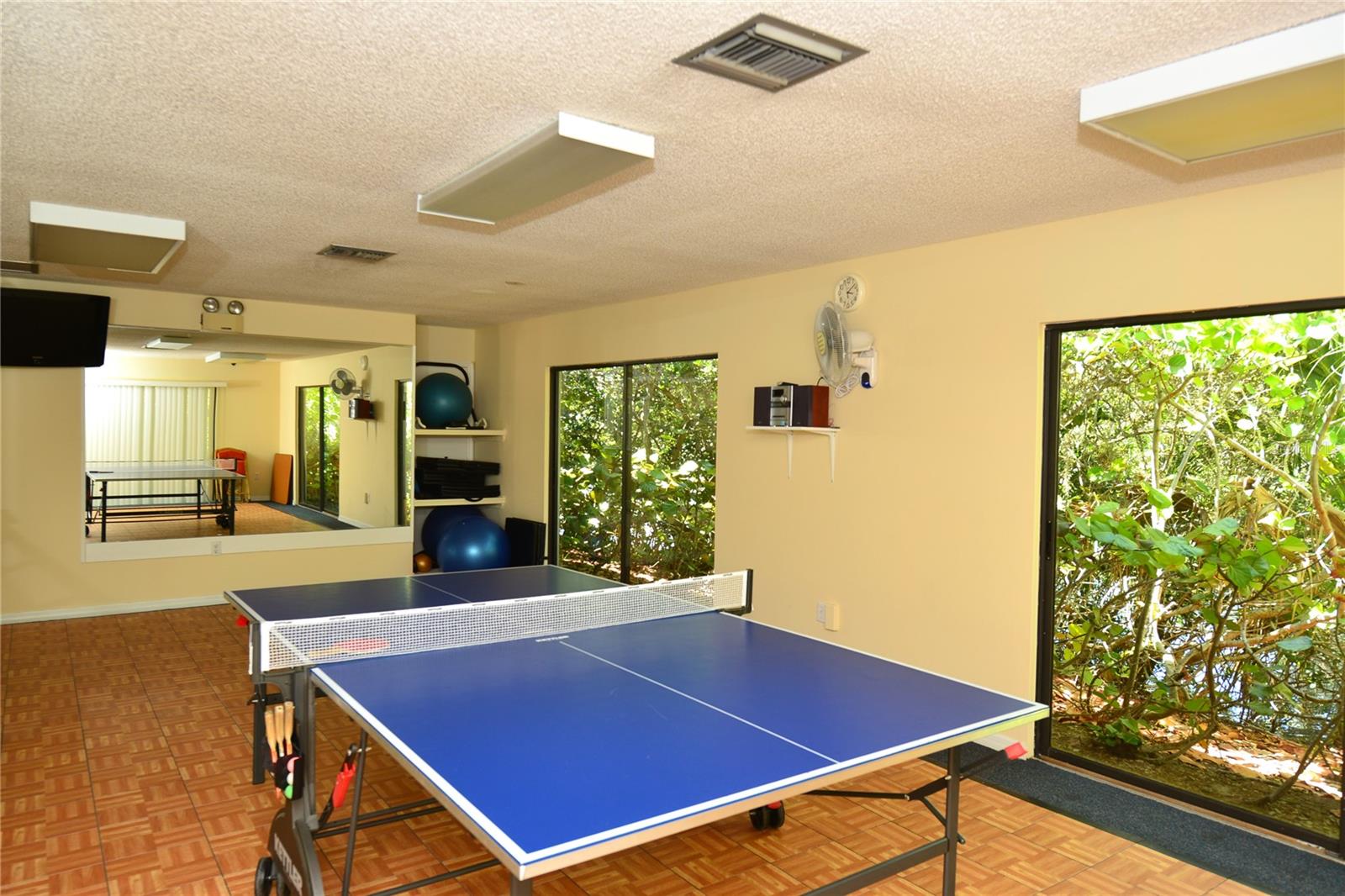 5450 EAGLES POINT CIR #405, SARASOTA, FL, 34231