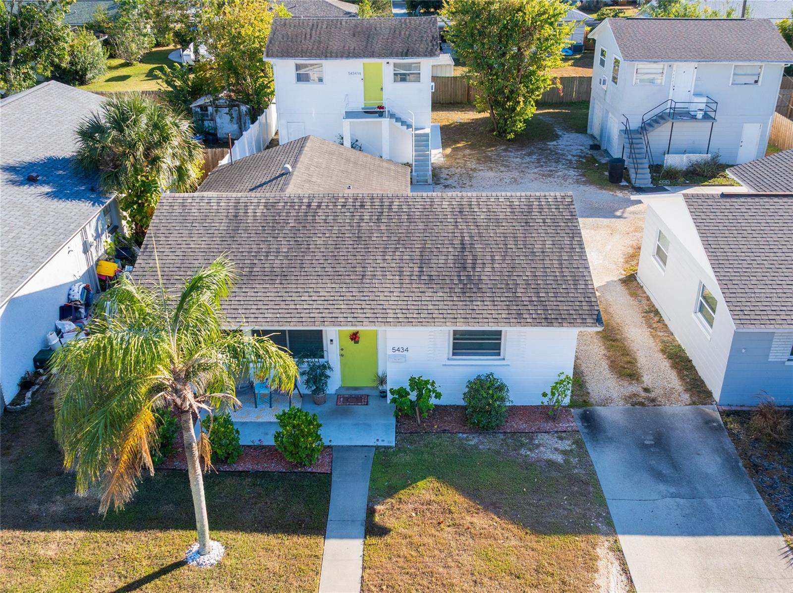 TB8447083 Property Photo