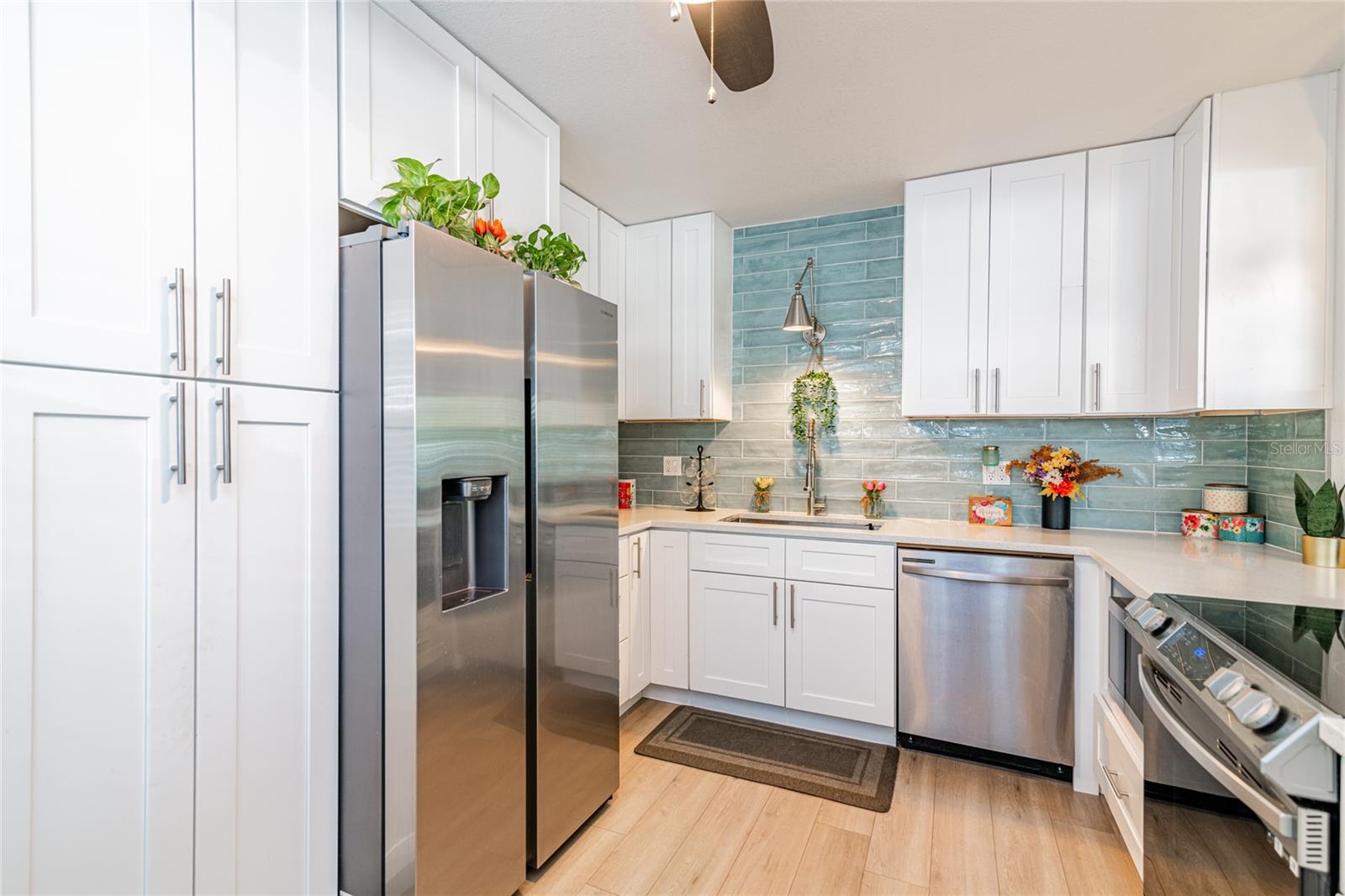 TB8447083 Property Photo