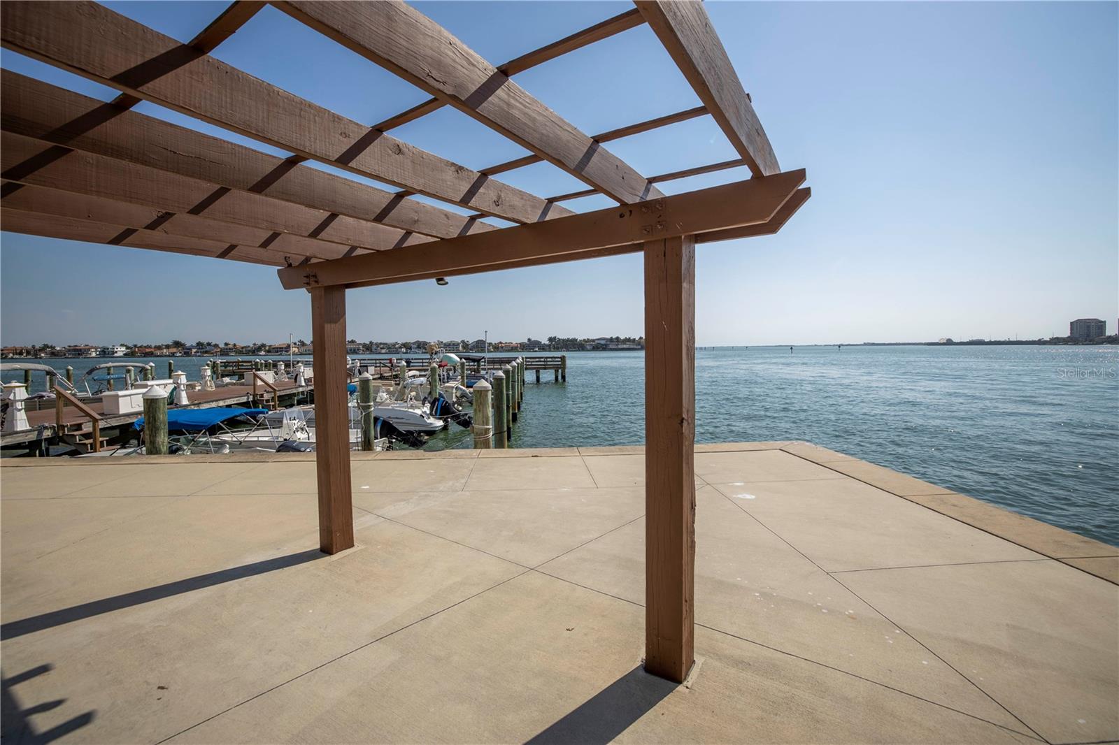 5220 BRITTANY DR S #904, ST PETERSBURG, FL, 33715