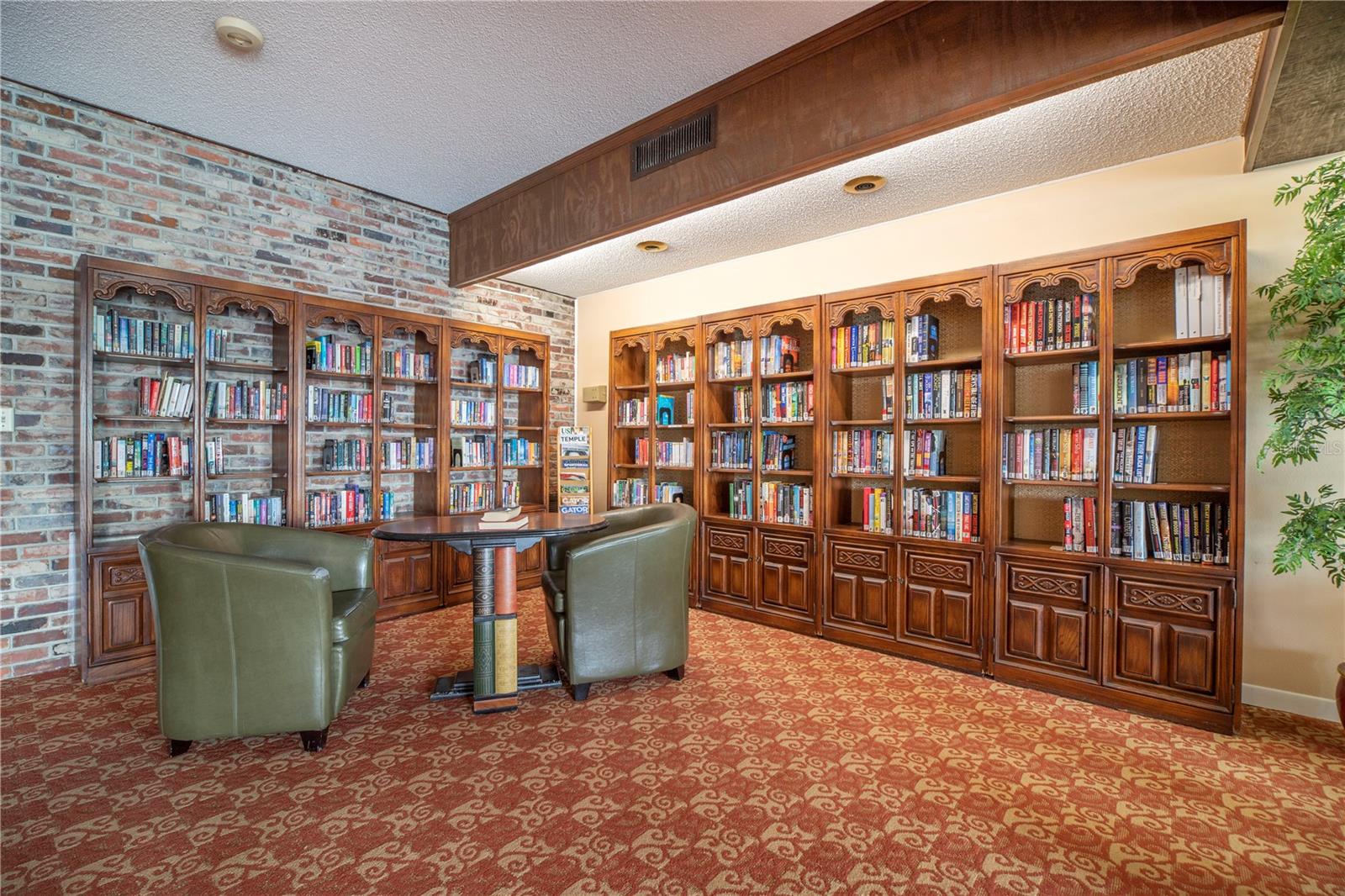 5220 BRITTANY DR S #904, ST PETERSBURG, FL, 33715