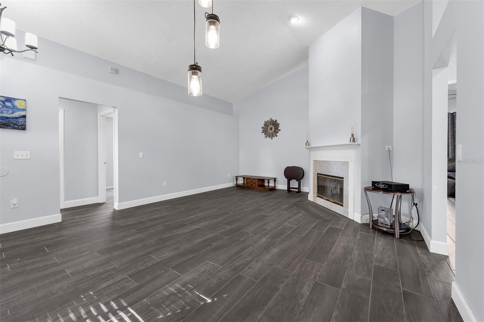 650 REGINA LN, LAKE MARY, FL, 32746