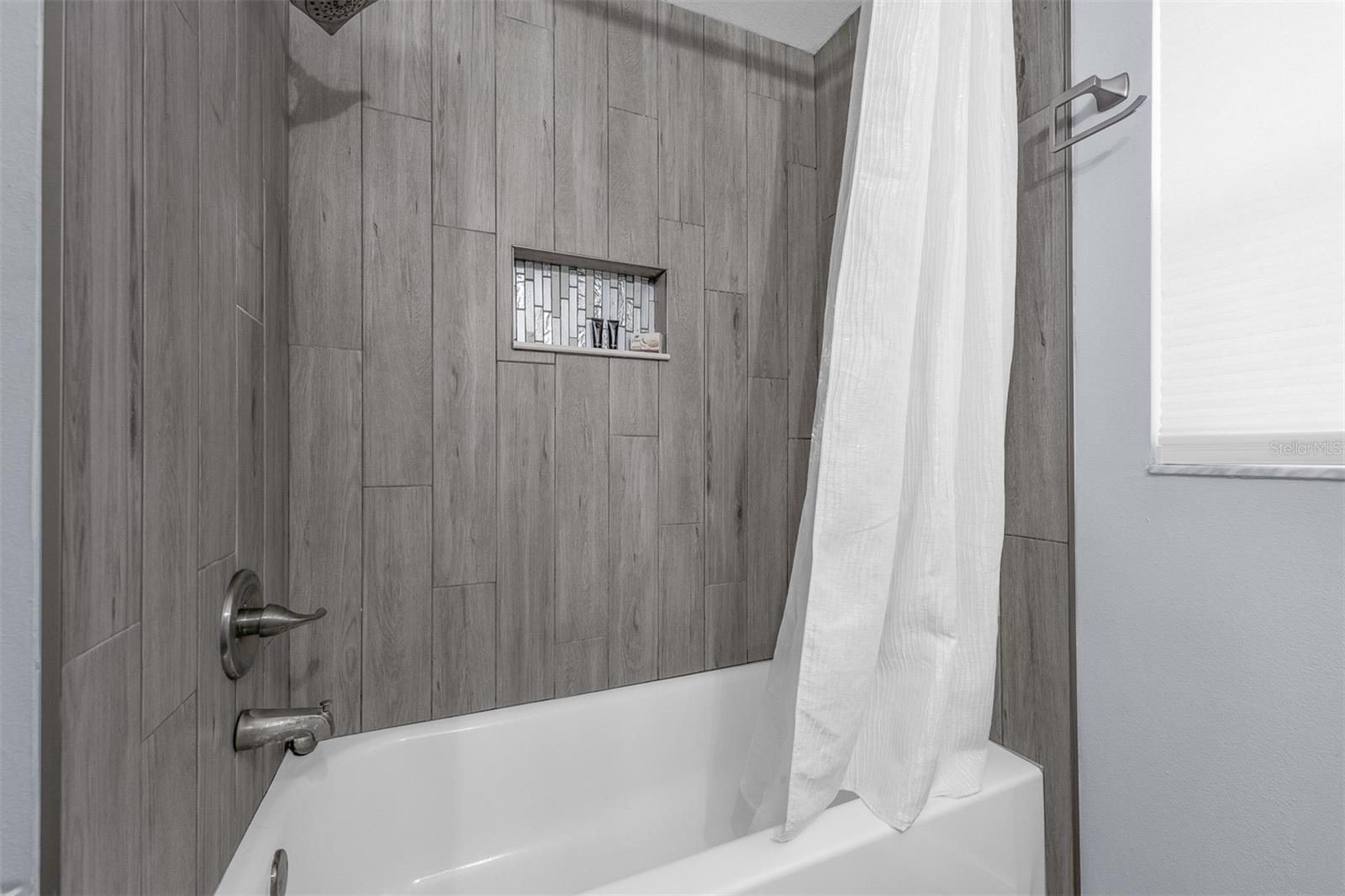 650 REGINA LN, LAKE MARY, FL, 32746