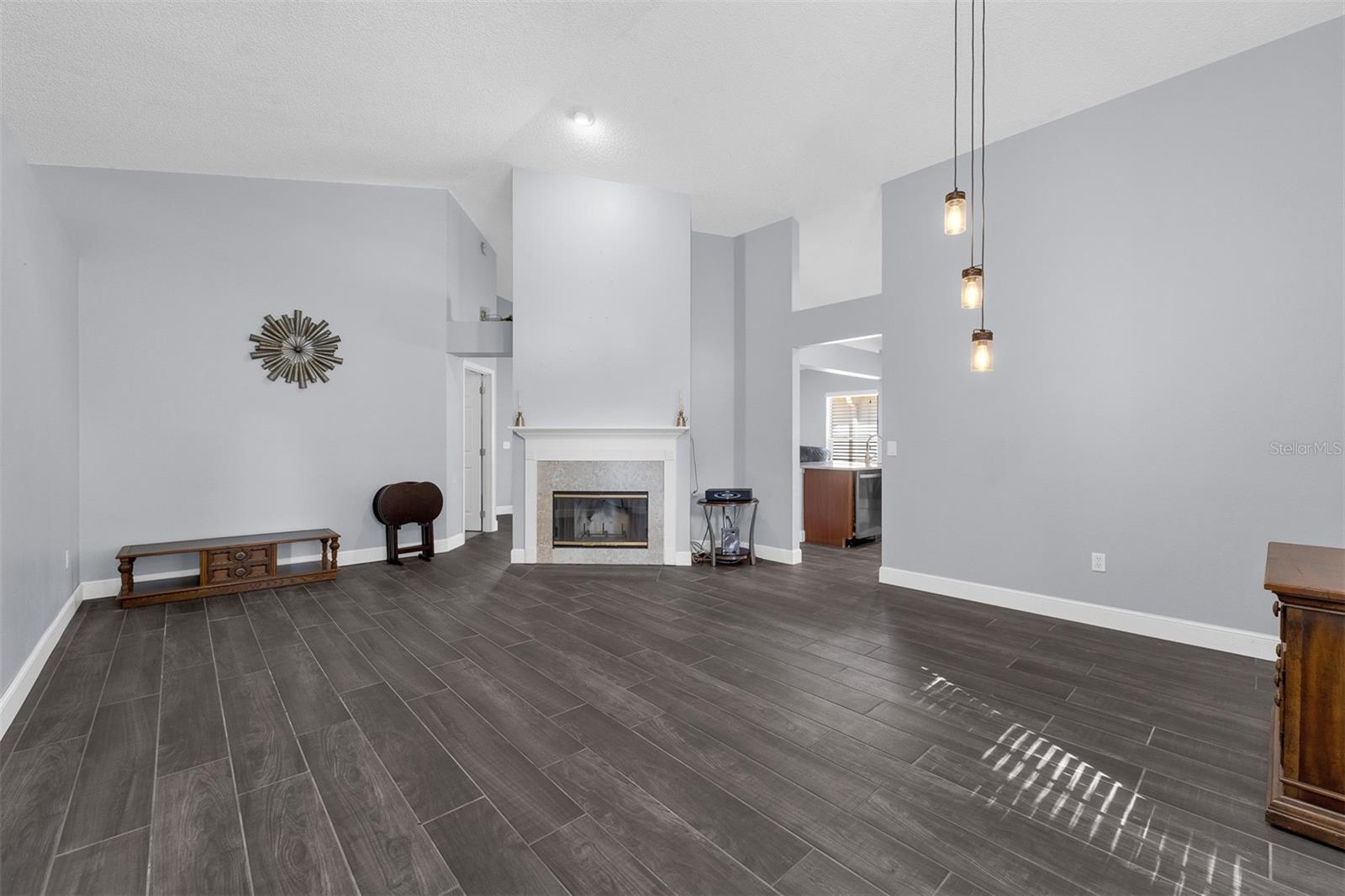 650 REGINA LN, LAKE MARY, FL, 32746