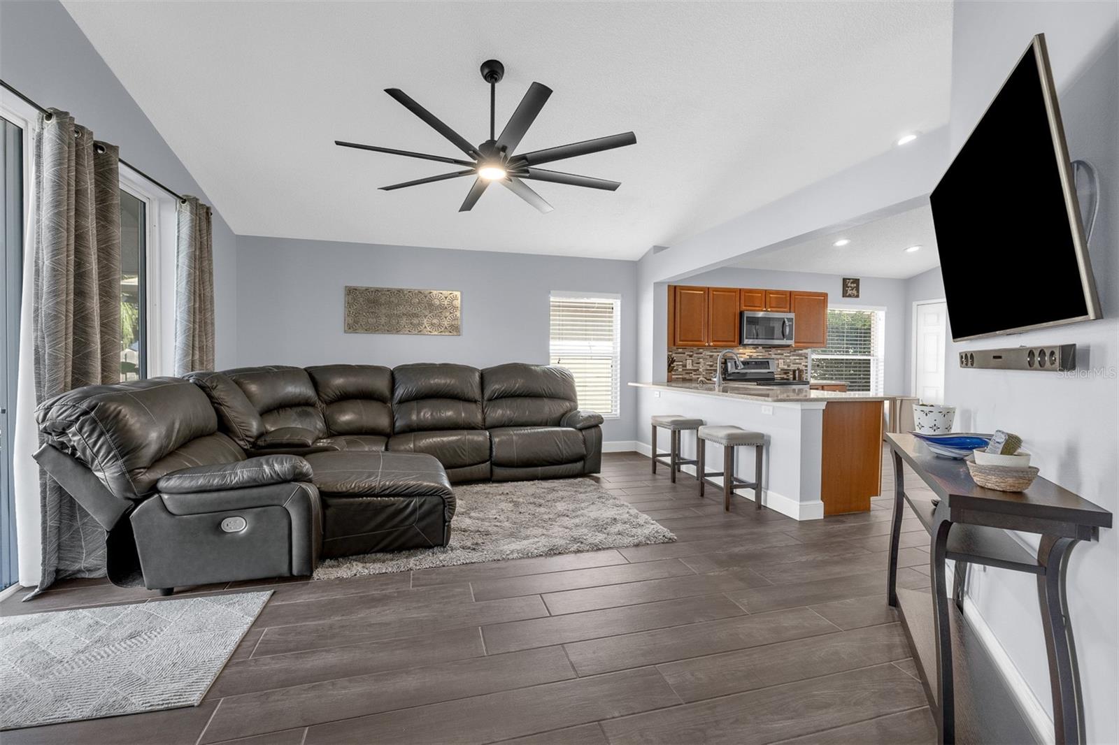 650 REGINA LN, LAKE MARY, FL, 32746