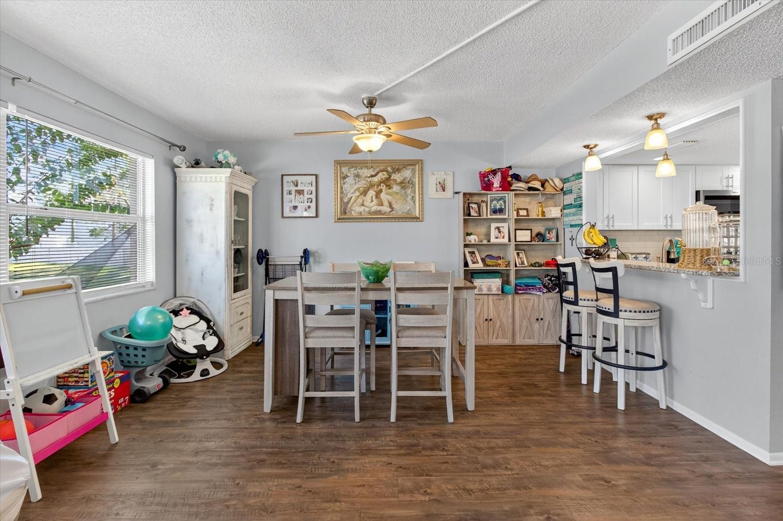 1146 KING ARTHUR CT #110, DUNEDIN, FL, 34698