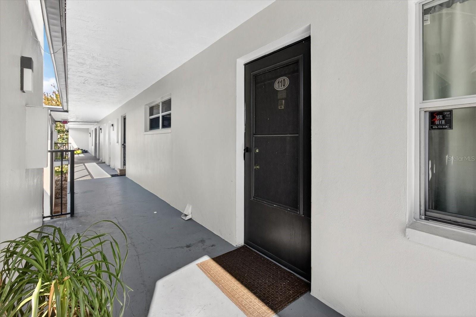 1146 KING ARTHUR CT #110, DUNEDIN, FL, 34698