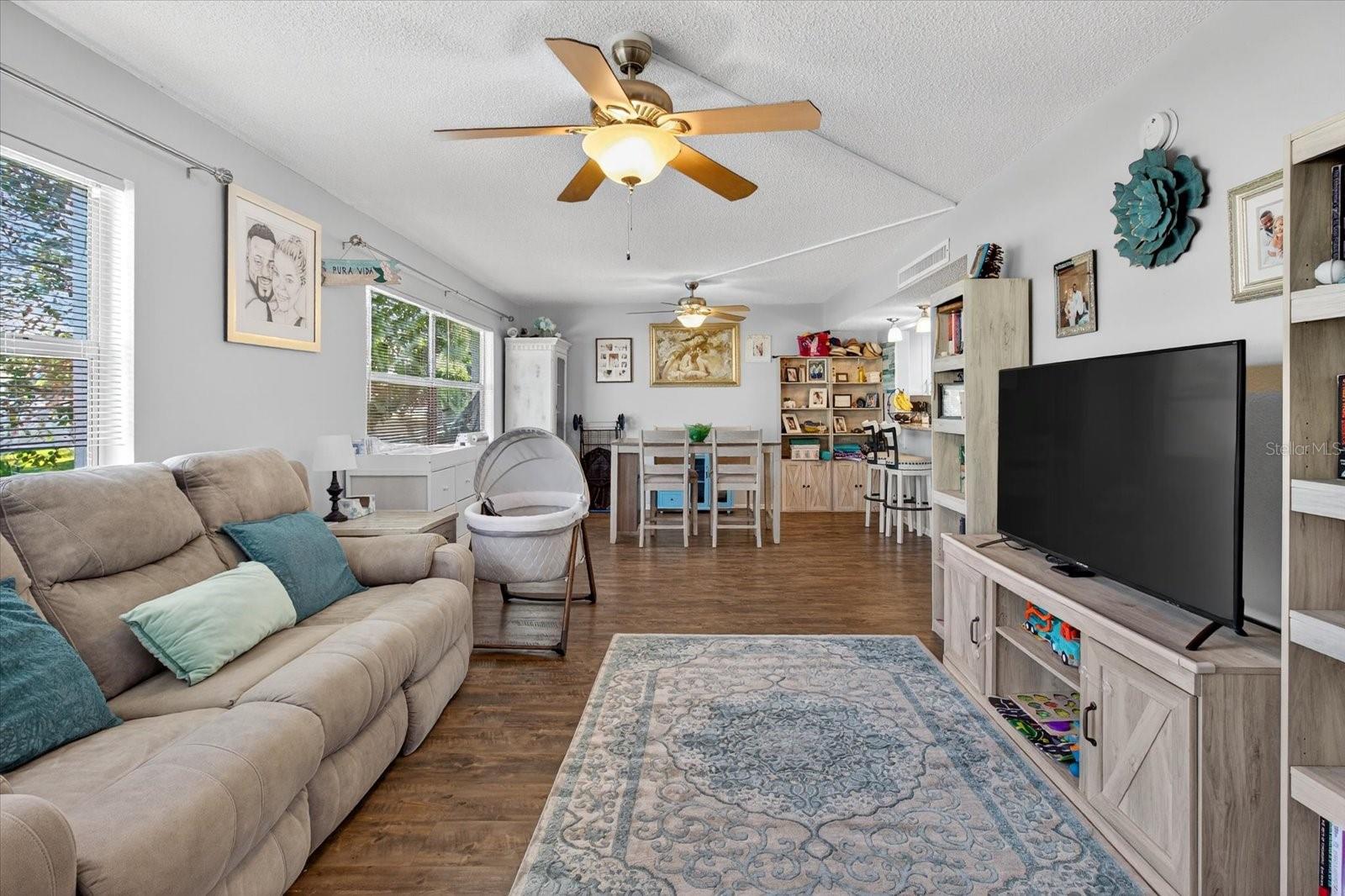 1146 KING ARTHUR CT #110, DUNEDIN, FL, 34698