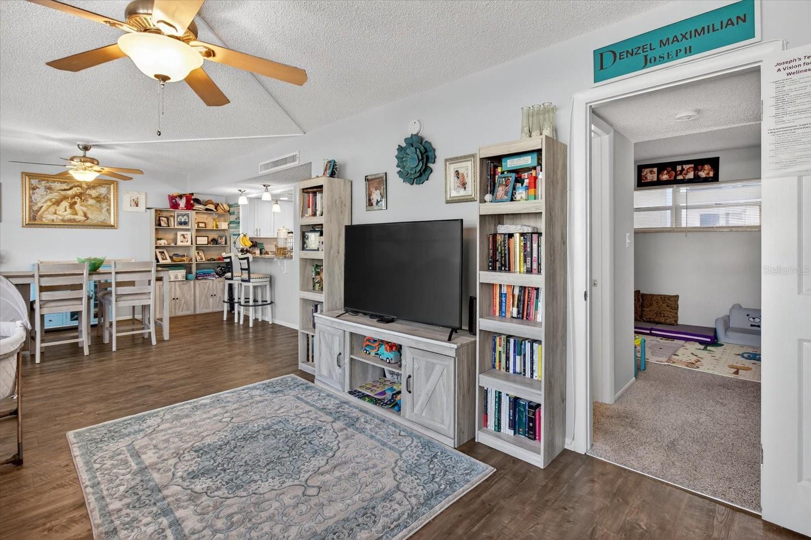 1146 KING ARTHUR CT #110, DUNEDIN, FL, 34698