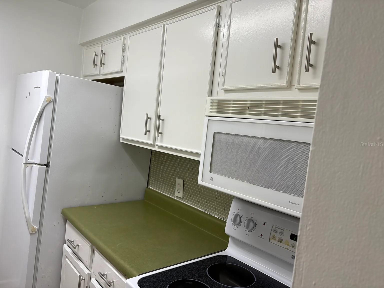 9109 W HILLSBOROUGH AVE #J207, TAMPA, FL, 33615