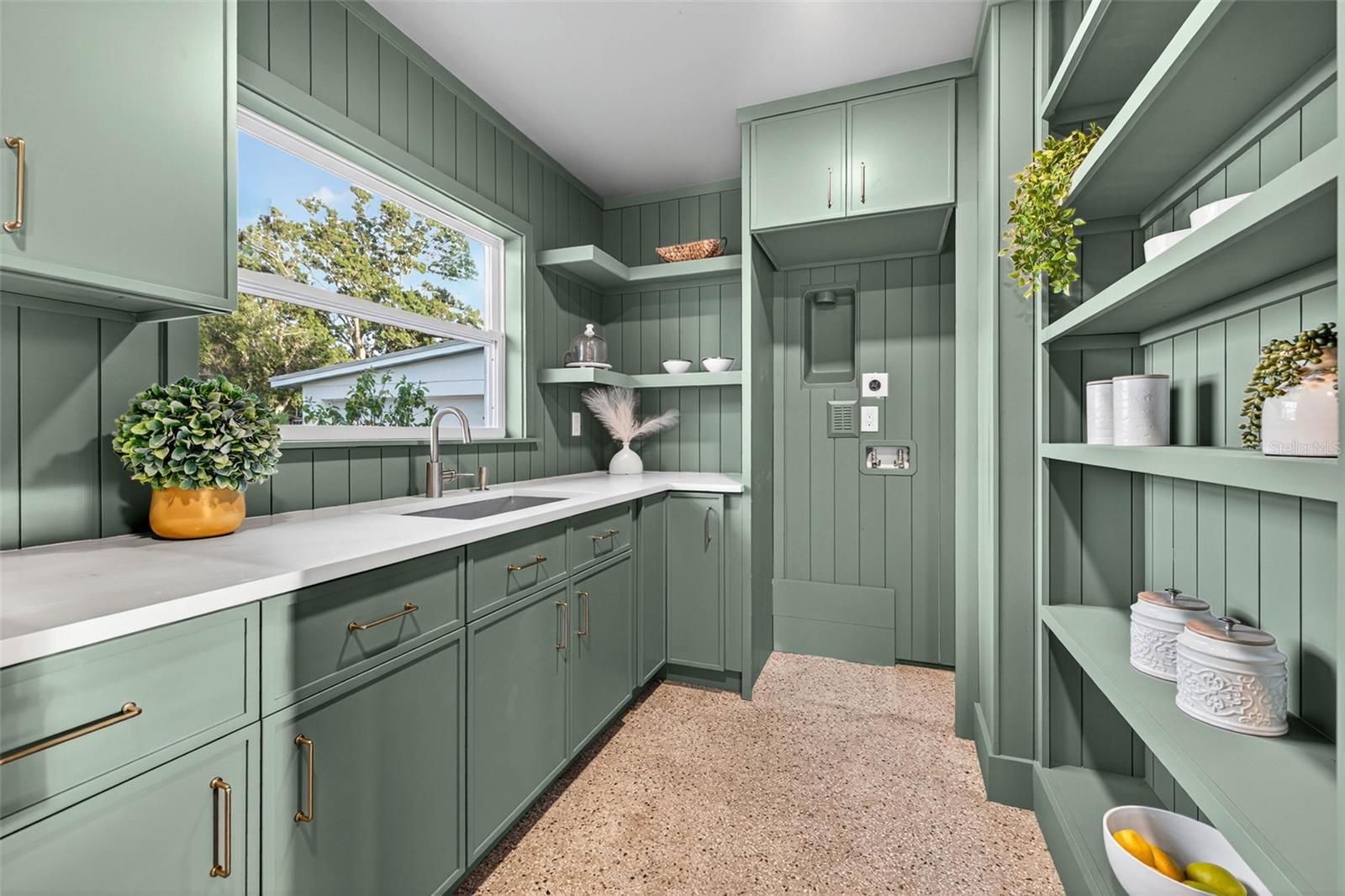 4241 NARVAREZ WAY S, ST PETERSBURG, FL, 33712