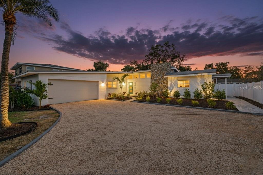 4241 NARVAREZ WAY S, ST PETERSBURG, FL, 33712