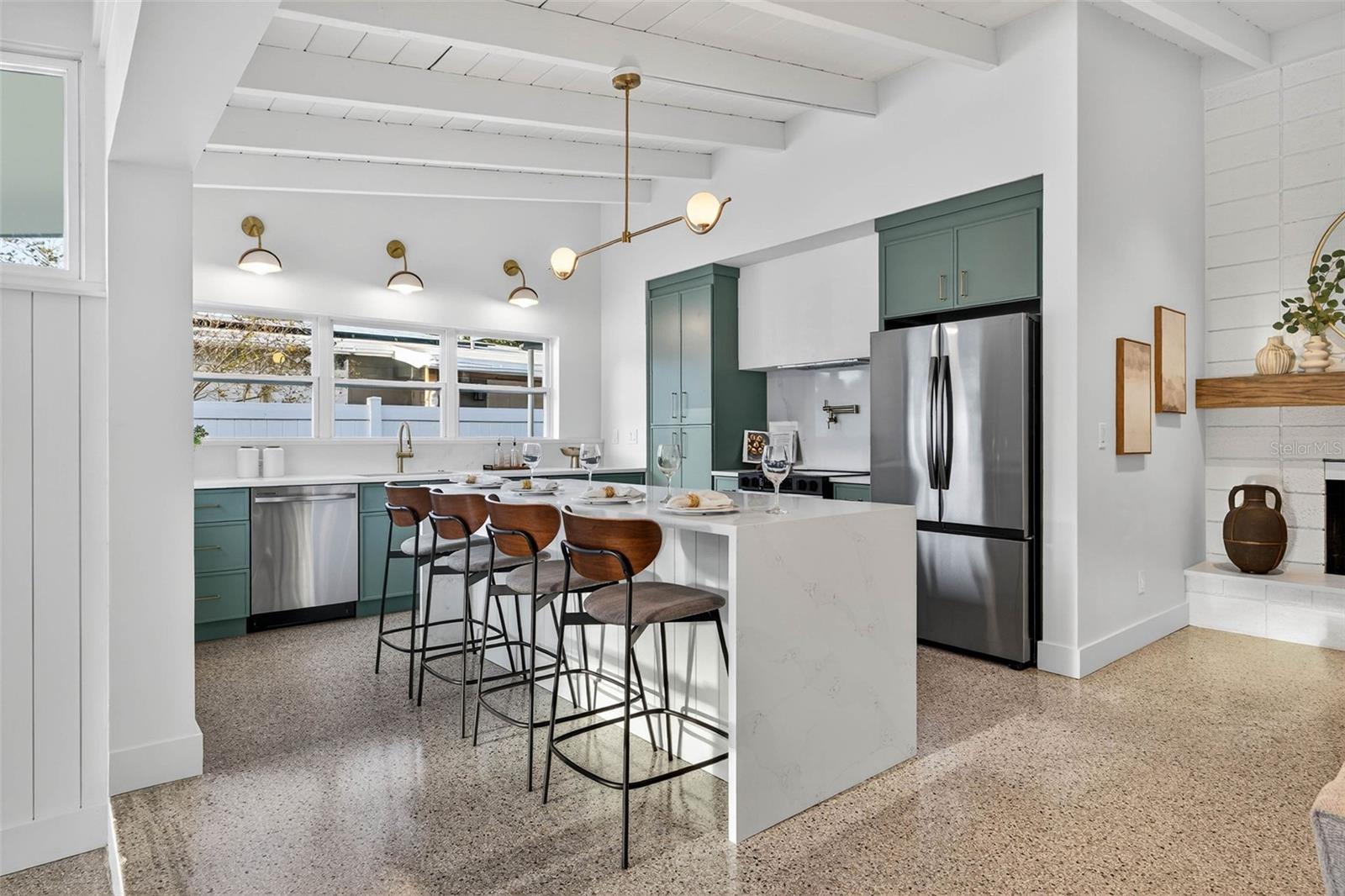 4241 NARVAREZ WAY S, ST PETERSBURG, FL, 33712