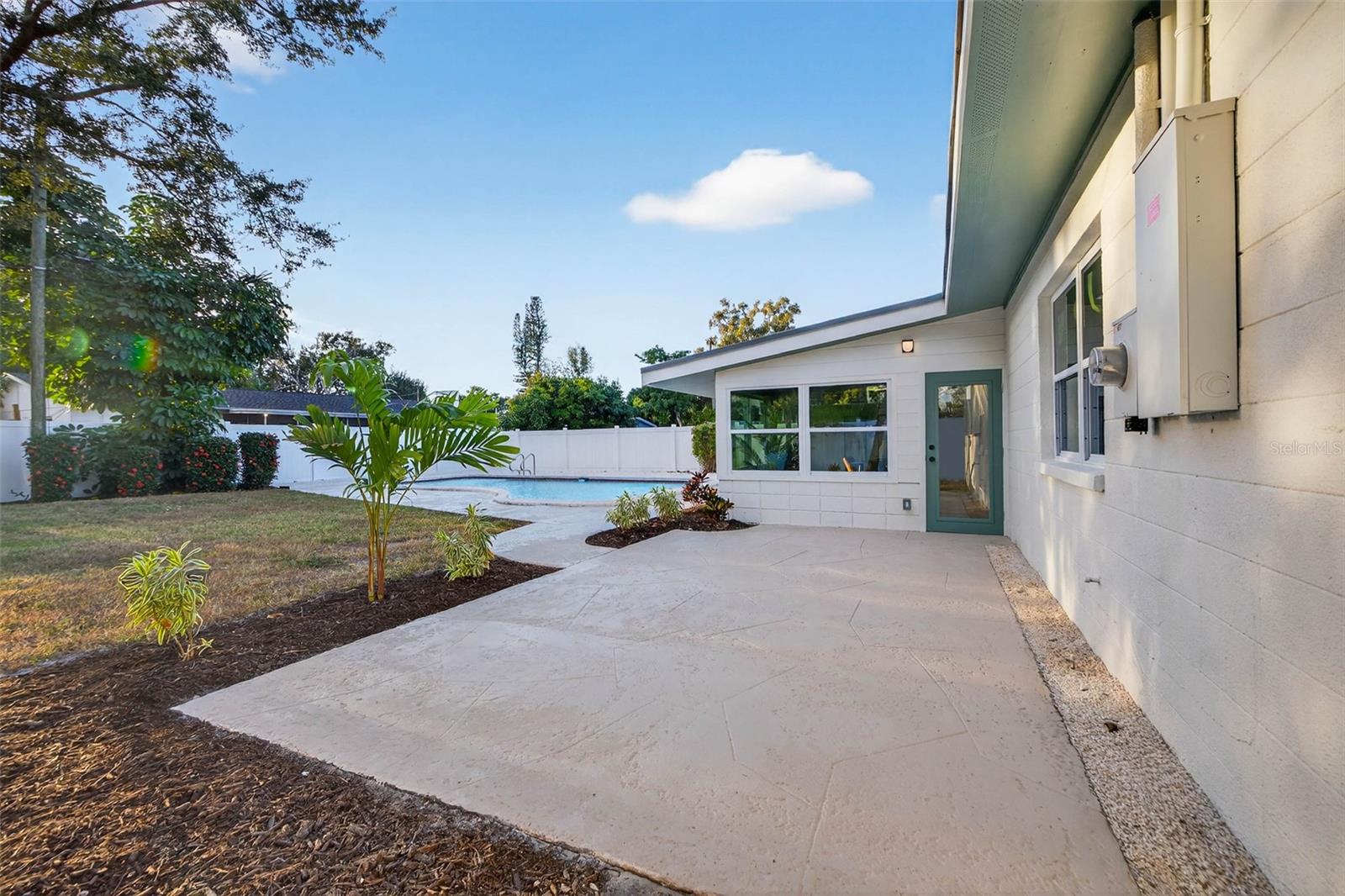 4241 NARVAREZ WAY S, ST PETERSBURG, FL, 33712